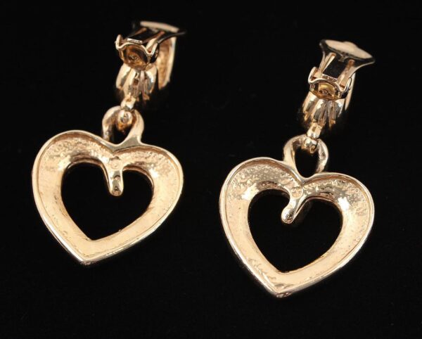 vintage gold tone rhinestone heart earrings clip on style