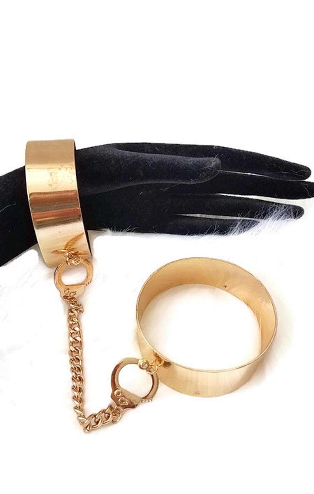 Gold H Cuff Bracelet in Black – mitylene