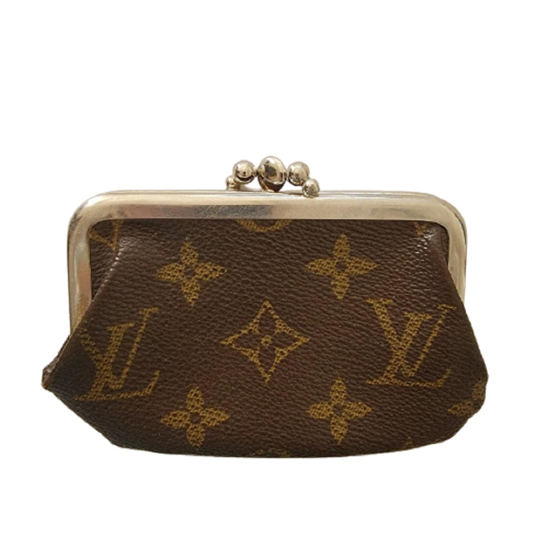 Louis Vuitton VINTAGE KISS LOCK coin purse  Vintage louis vuitton, Louis  vuitton handbags, Authentic louis vuitton bags