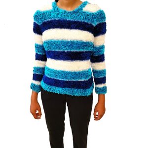 String shaggy design multi color crew neck sweater.