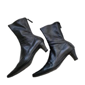 Vicini Giueppe Zanotti design black zip up back ankle boots