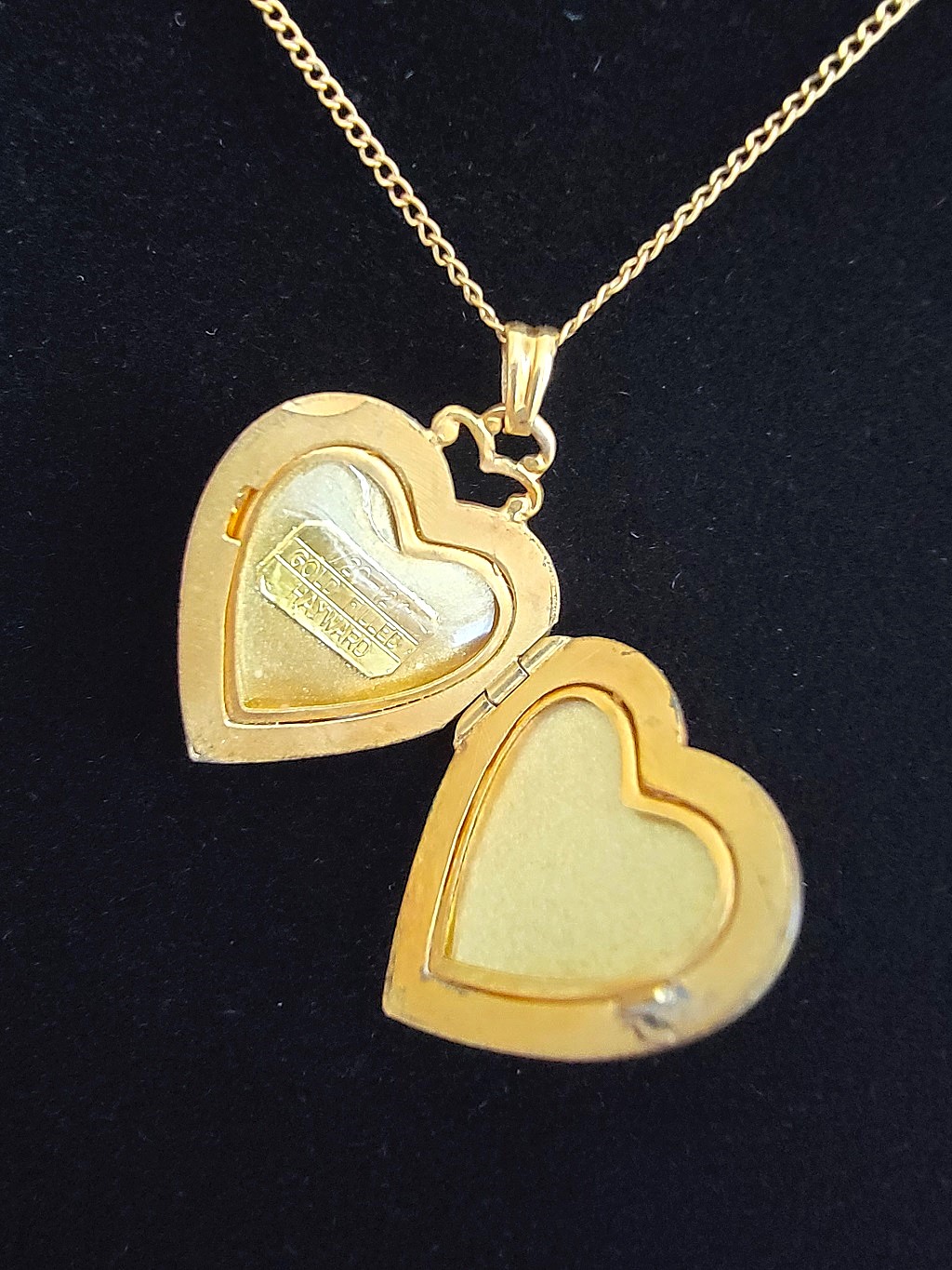 "Sweetheart Hayward 12K Rose Gold"Sweetheart Hayward 12K Rose Gold Filled Locket pendant necklace Filled Locket pendant necklace