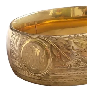 View of the medallion design on the Antique W.J. Braitsch Victorian gold-filled Bracelet