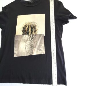 Jack & Jones height armpit to armpit measuring front view of black cactus graphic design t-shirt